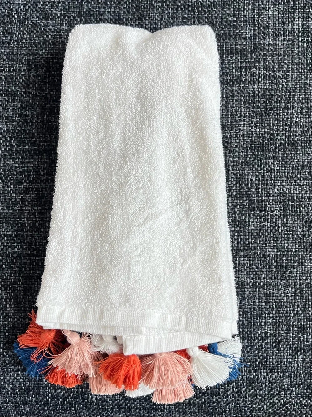 NWT Threshold Hand Towel 2-pack